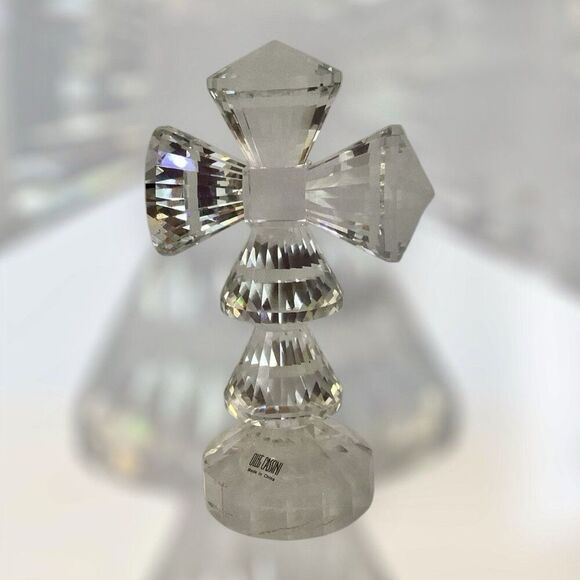 Oleg Cassini Crystal Diamond Cut Clear Glass Faceted Cross Signed Designer - Picture 1 of 6